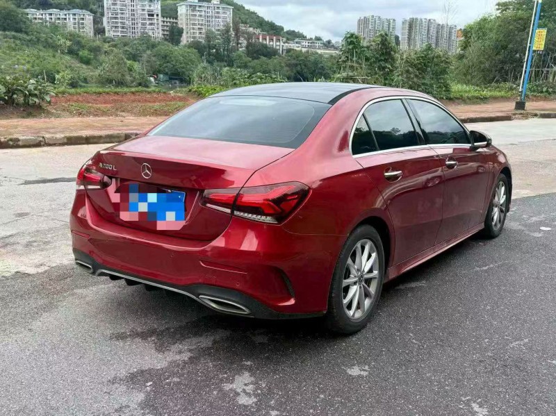 福州19年奔驰A8