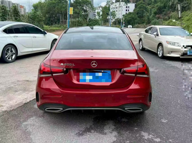福州19年奔驰A9