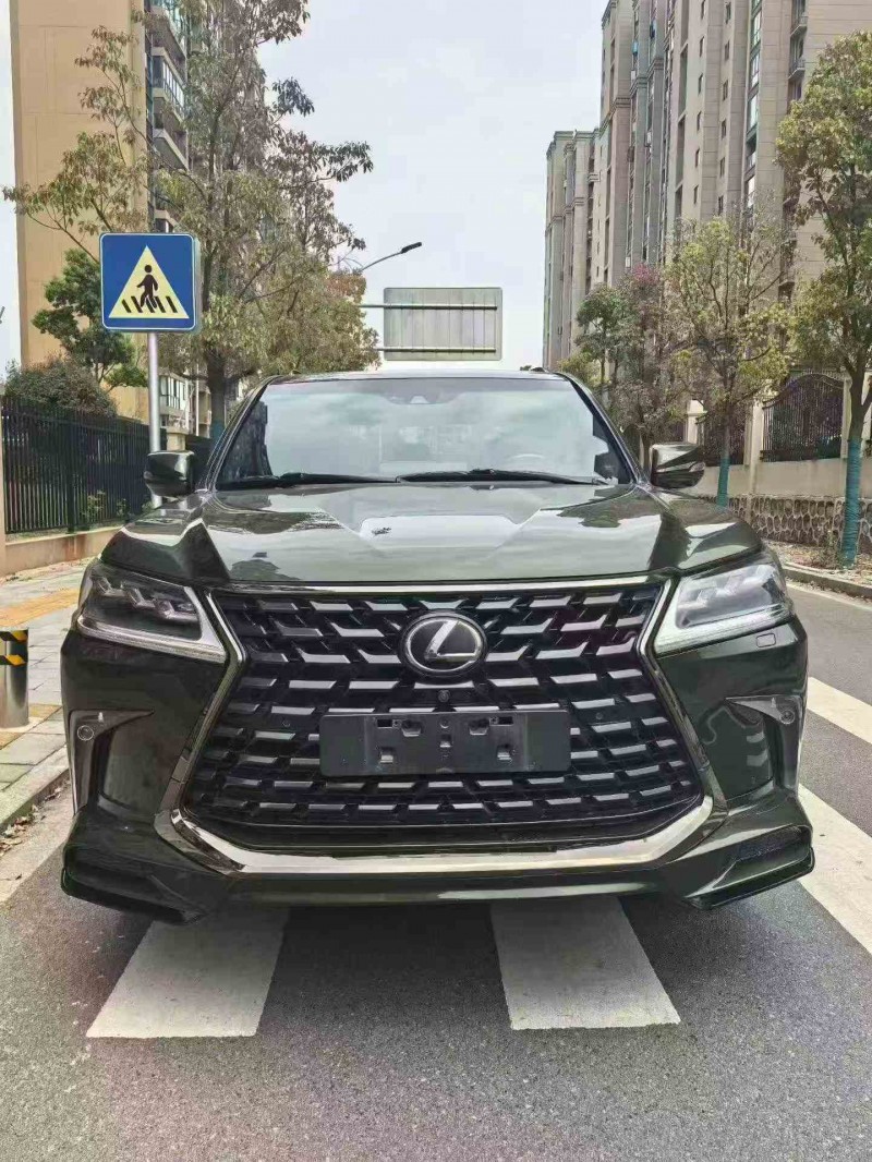 郑州20年雷克萨斯LX1