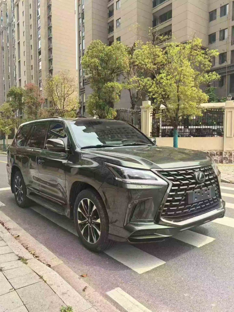 郑州20年雷克萨斯LX3