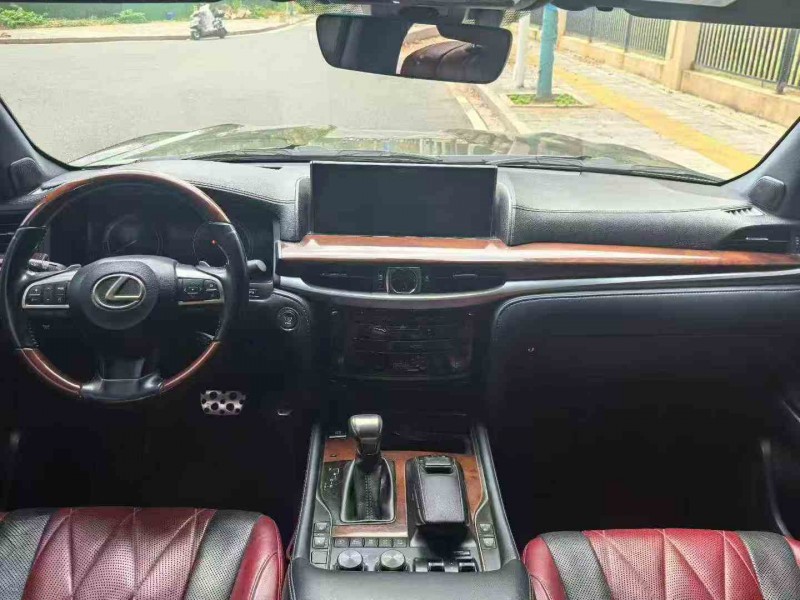 郑州20年雷克萨斯LX6