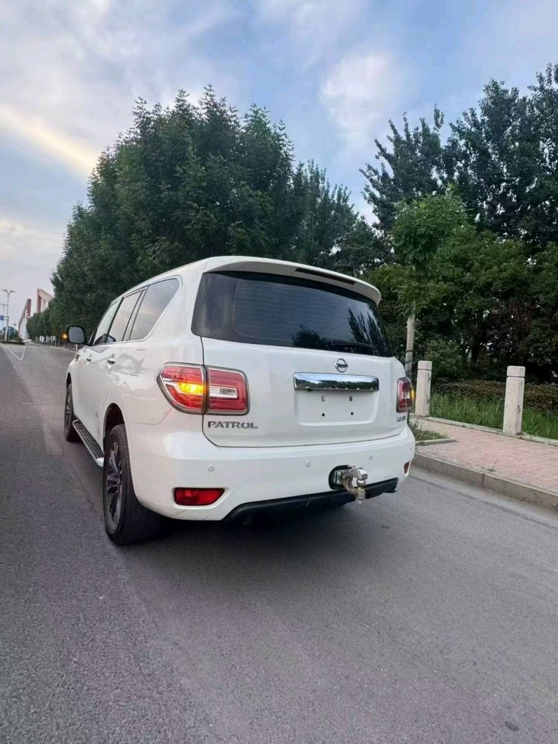 保定20年日产途乐3