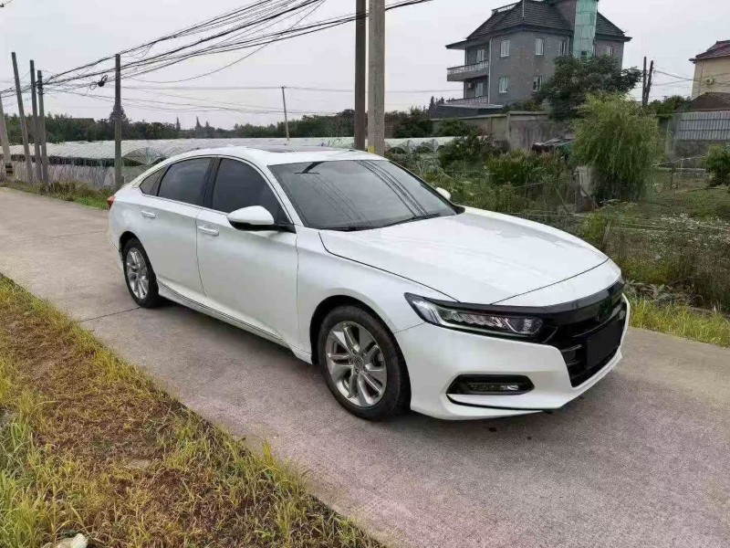 嘉兴21年本田雅阁3