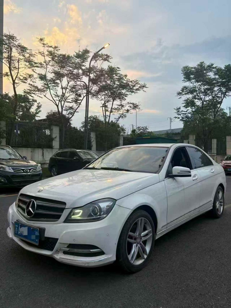 邵阳11年奔驰C2