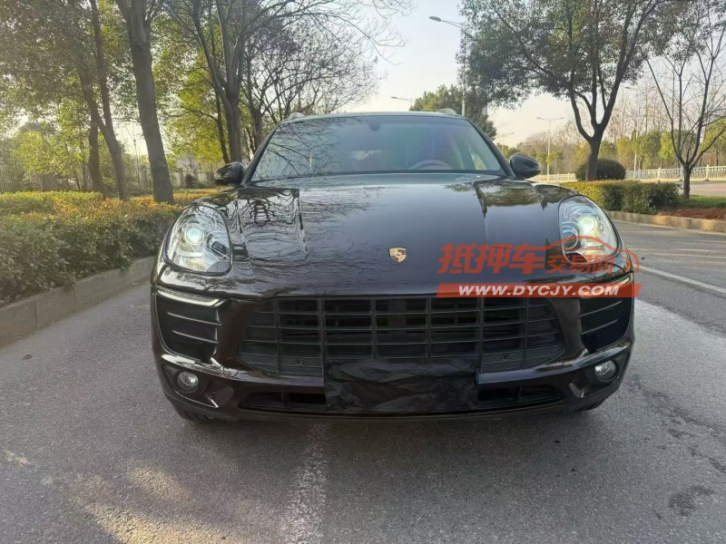 娄底16年保时捷Macan1