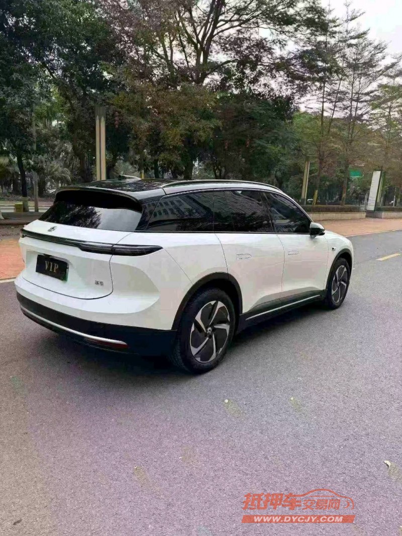 深圳25年蔚来ES65