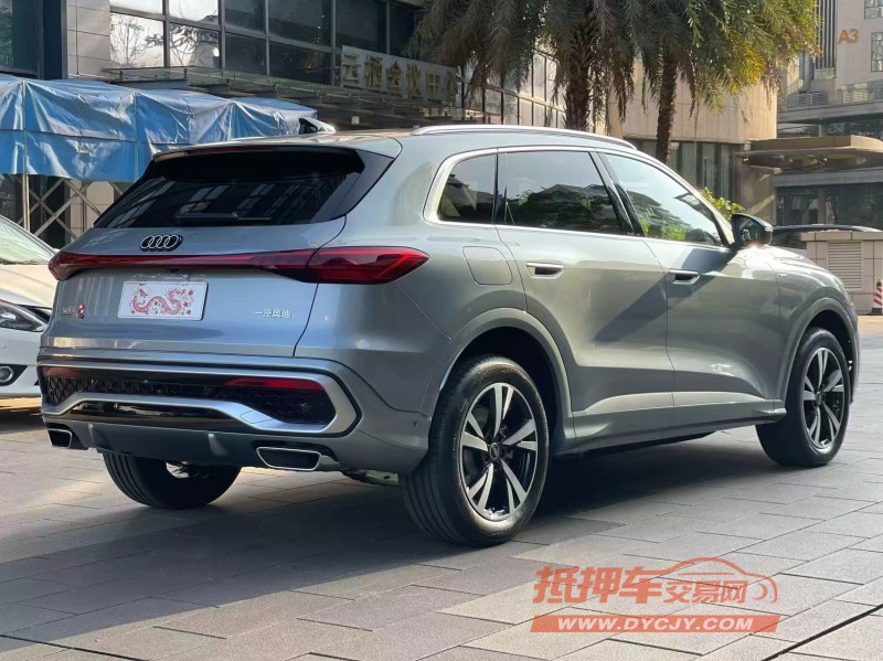 佛山26年奥迪Q58