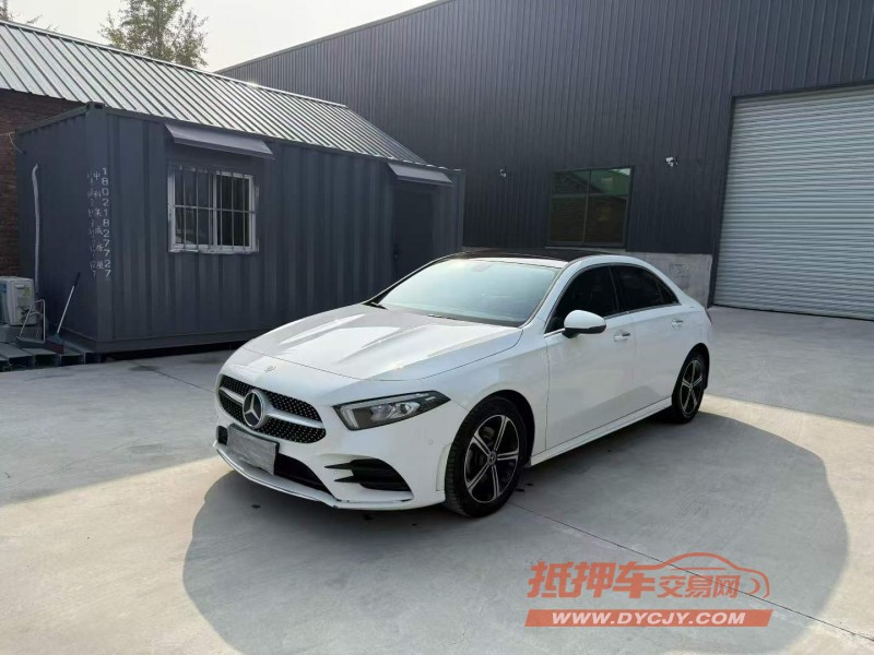 徐州22年奔驰A2