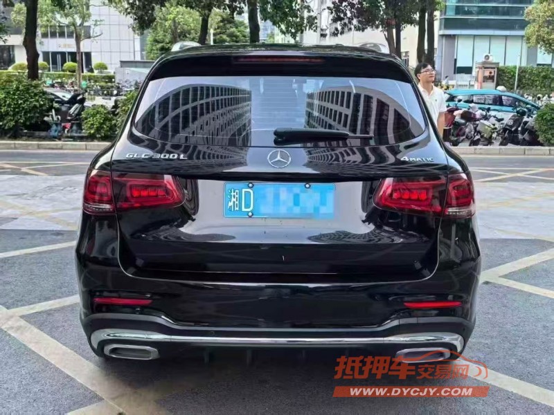成都22年奔驰GLC8