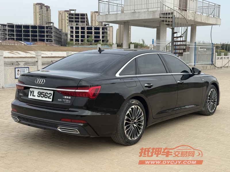 济宁23年奥迪A6L9