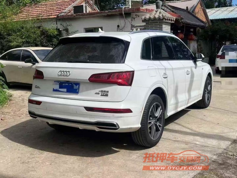东营20年奥迪Q59