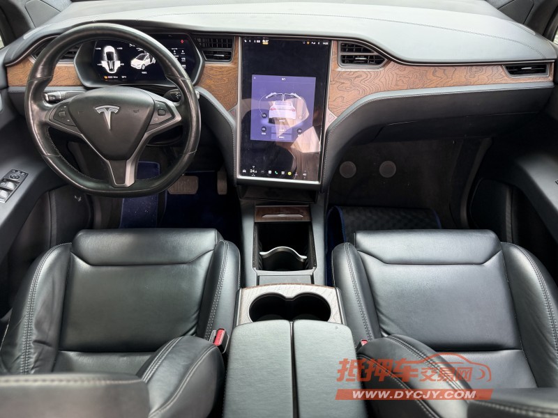 济宁19年特斯拉MODEL X7