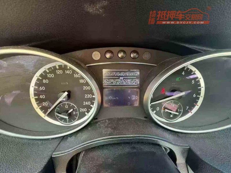 邵阳16年奔驰R4