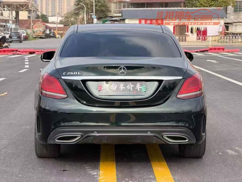 常德21年奔驰C8