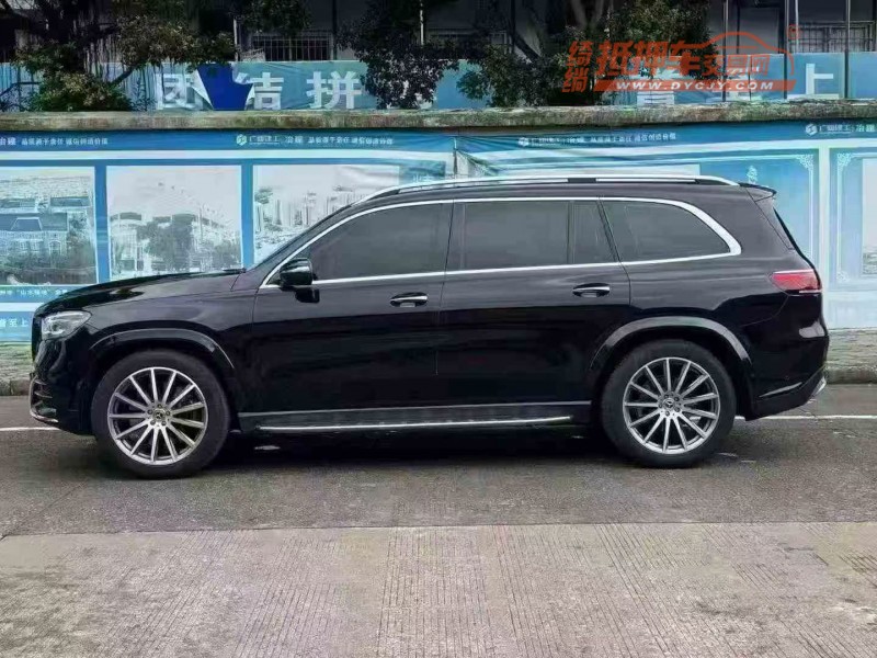 北海22年奔驰GLS4