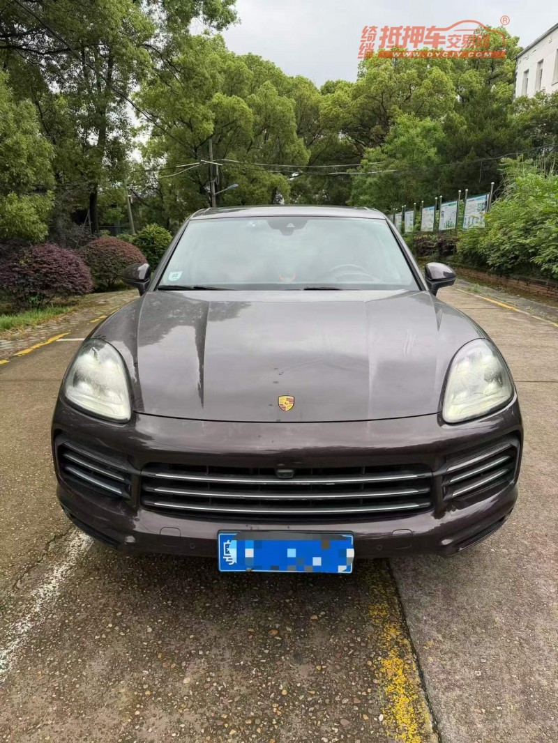 南昌22年保时捷卡宴1
