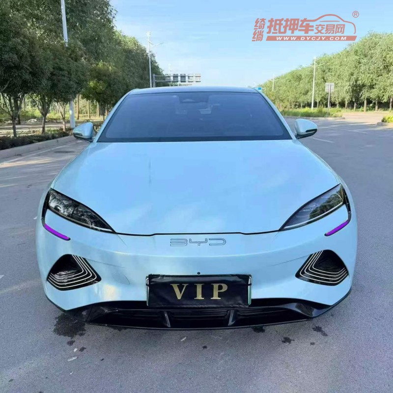 潍坊23年比亚迪海豹1