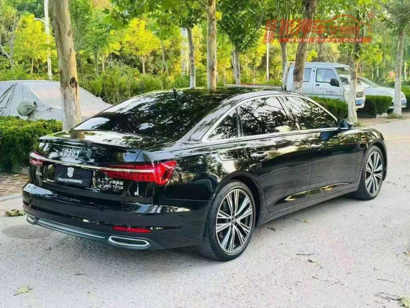 济宁22年奥迪A6L7
