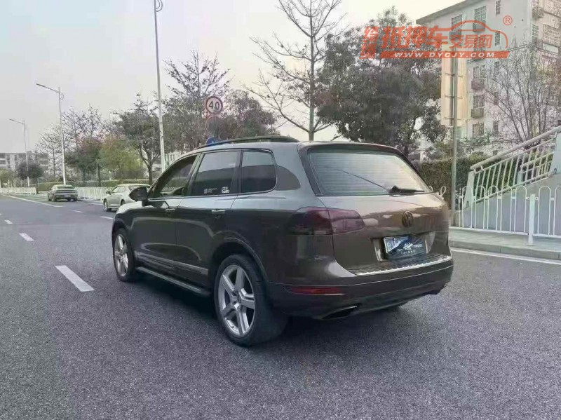 广州14年大众途锐7