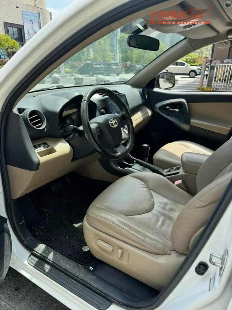 吉安12年丰田RAV47