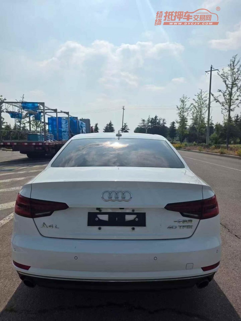 烟台18年奥迪A4L7
