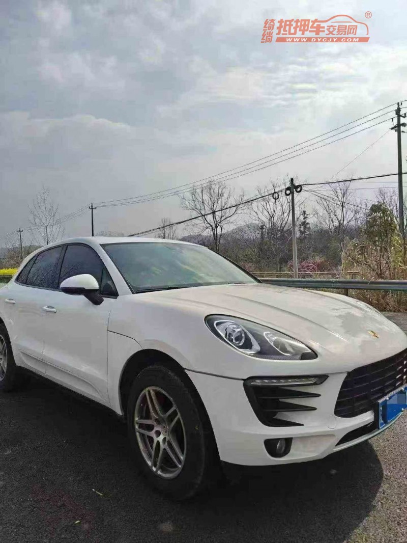 淮北16年保时捷Macan3