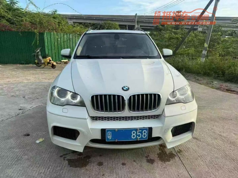 东营13年宝马X51