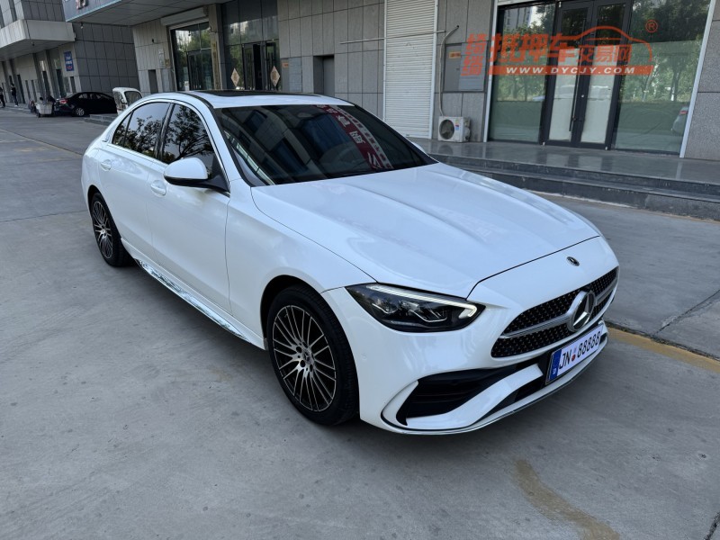 济宁23年奔驰CLA2