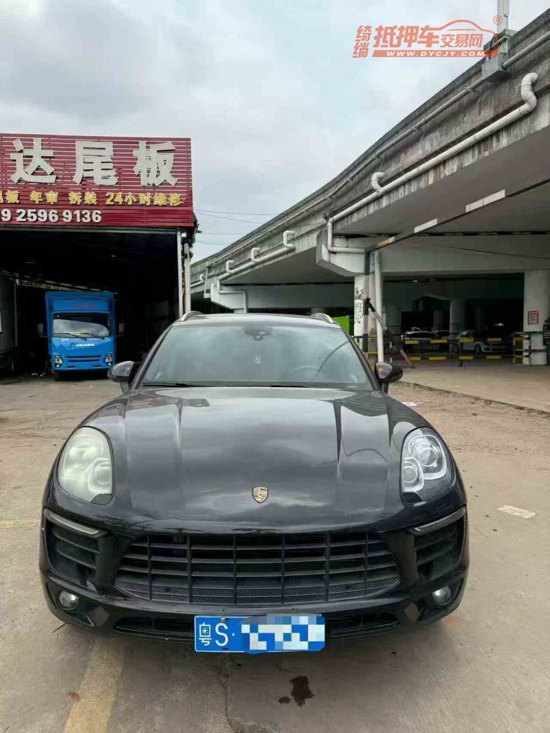 江门17年保时捷Macan1