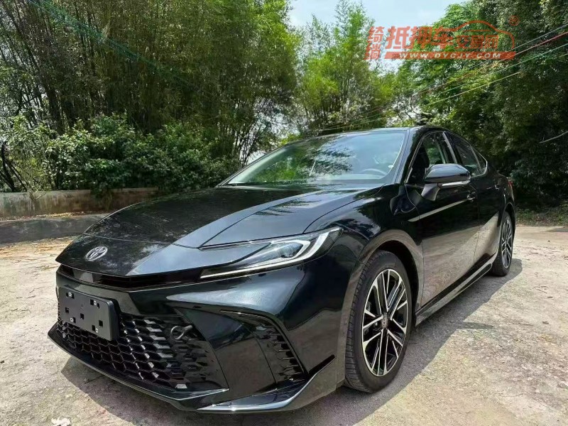 广州26年丰田凯美瑞3