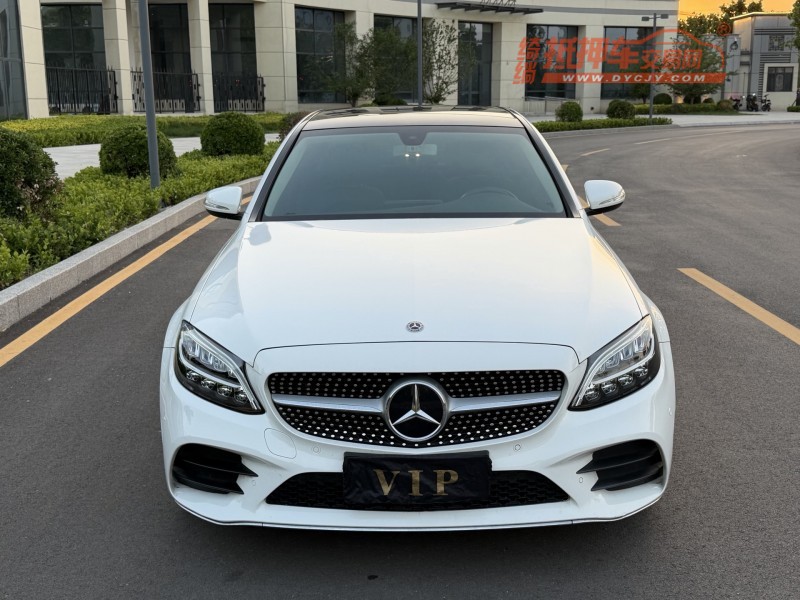 济宁19年奔驰C1