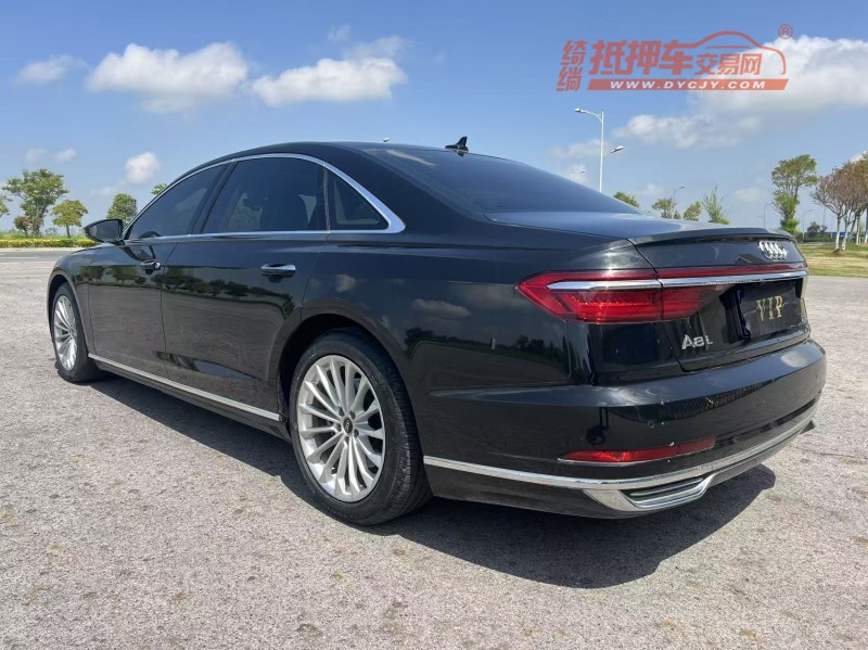 盐城22年奥迪A8L3