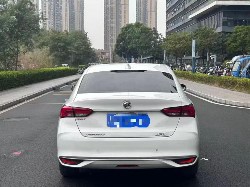 东莞24年别克威朗4