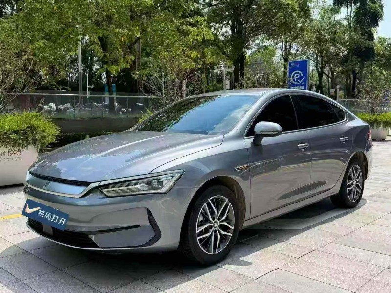广州25年比亚迪秦3