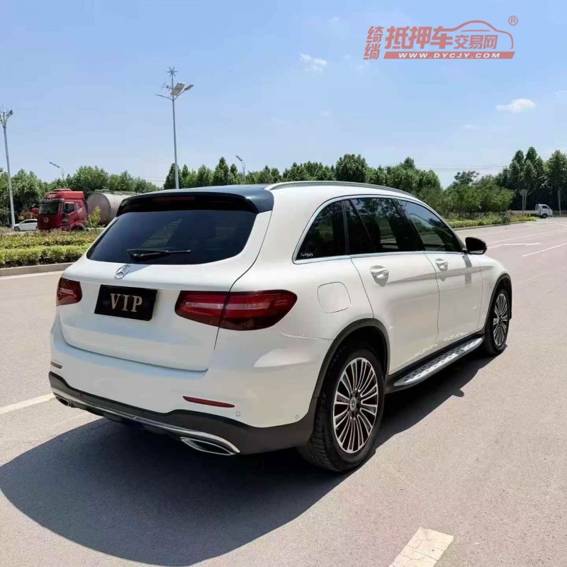 潍坊19年奔驰GLC7