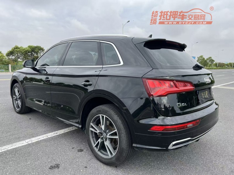盐城19年奥迪Q58
