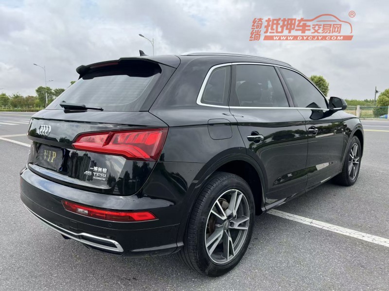 盐城19年奥迪Q59