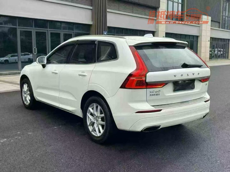 重庆18年沃尔沃XC608