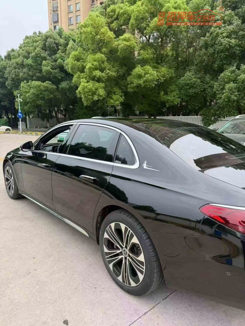 南通25年奔驰E8