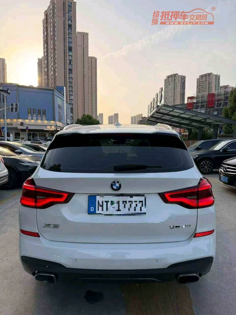 苏州20年宝马X39