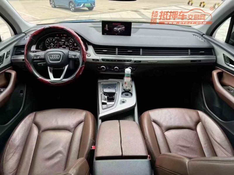 东营17年奥迪Q75