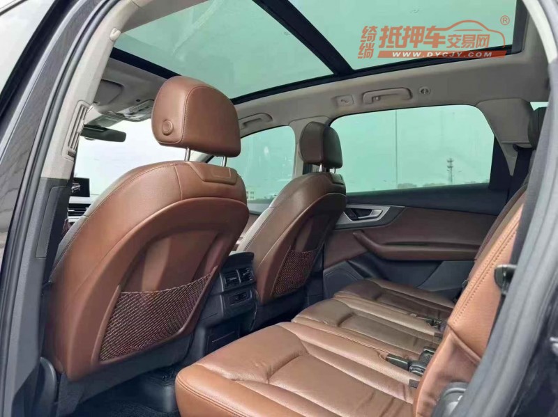 东营17年奥迪Q76