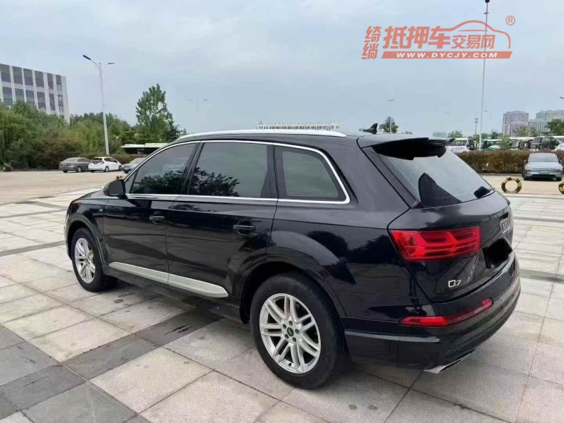东营17年奥迪Q77