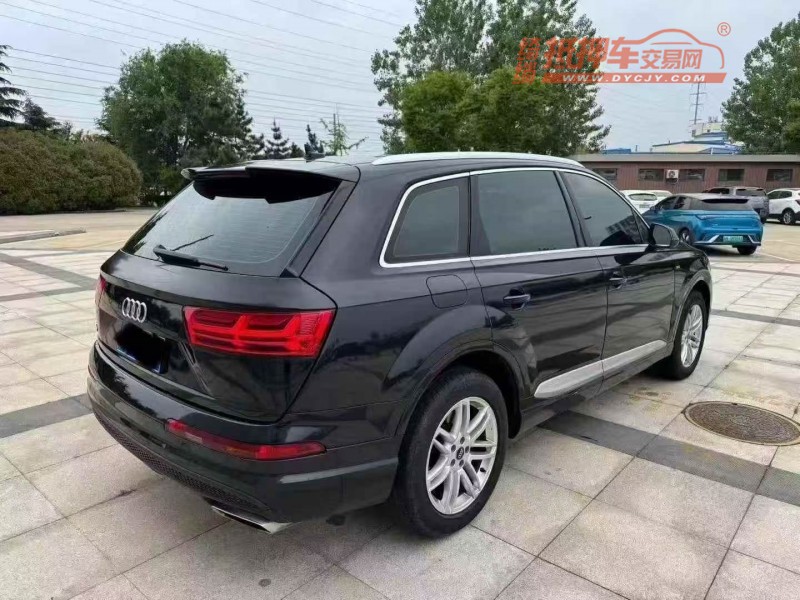 东营17年奥迪Q78