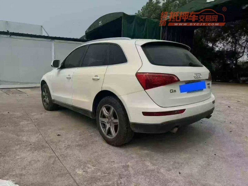 福州12年奥迪Q54