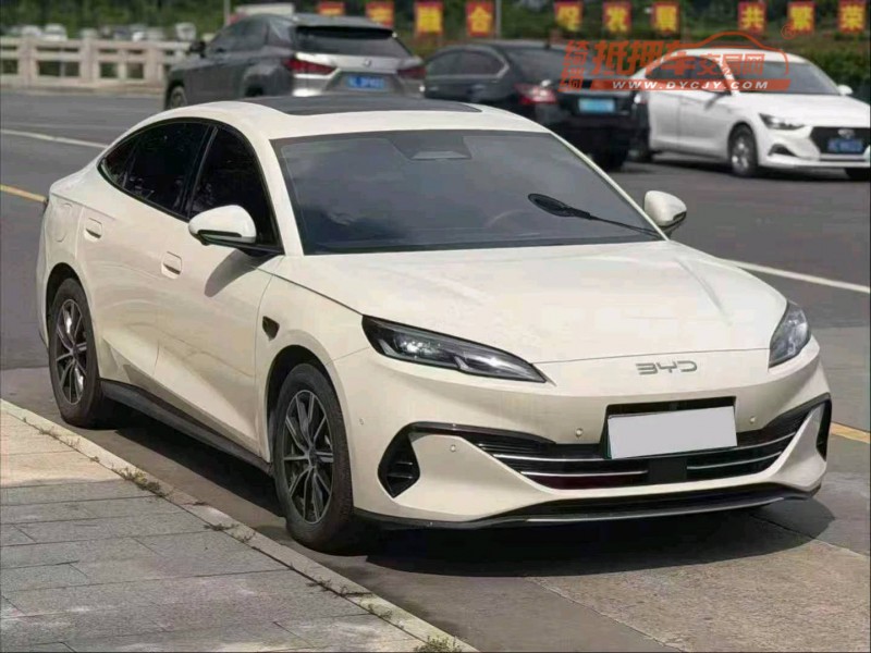 汕头25年比亚迪海豹2