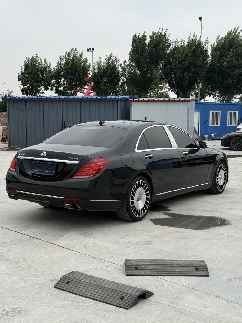 新乡15年奔驰S7