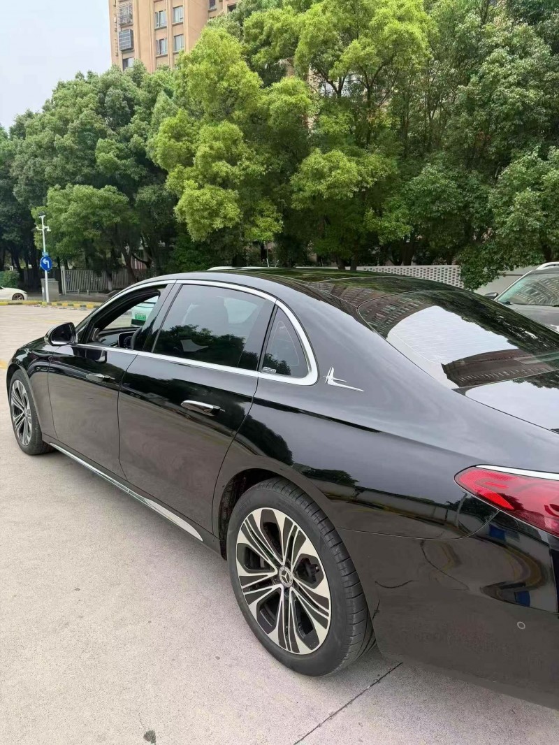 苏州25年奔驰E7