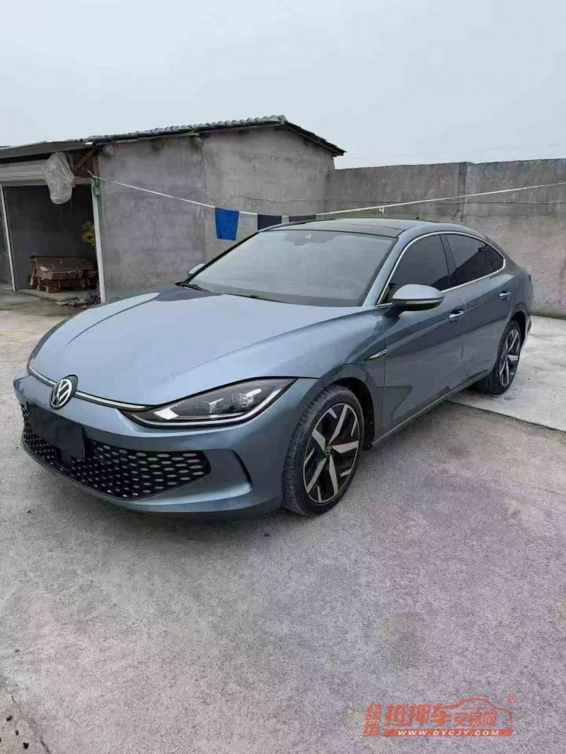 绍兴22年大众凌渡3