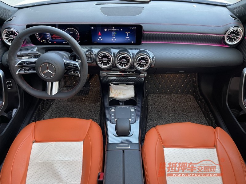 济宁23年奔驰A6
